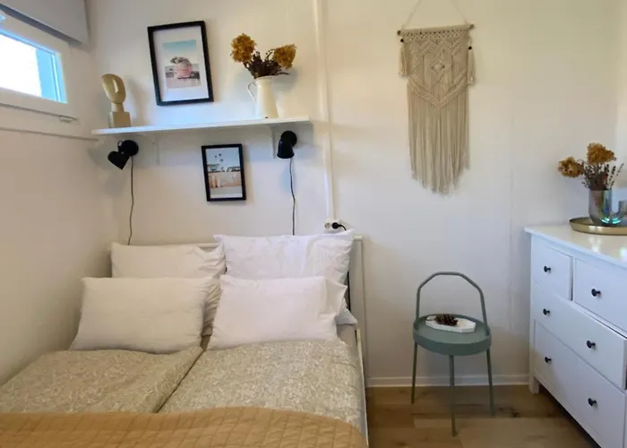 Banhiday M4 Weekendhouse * Balatonakarattya